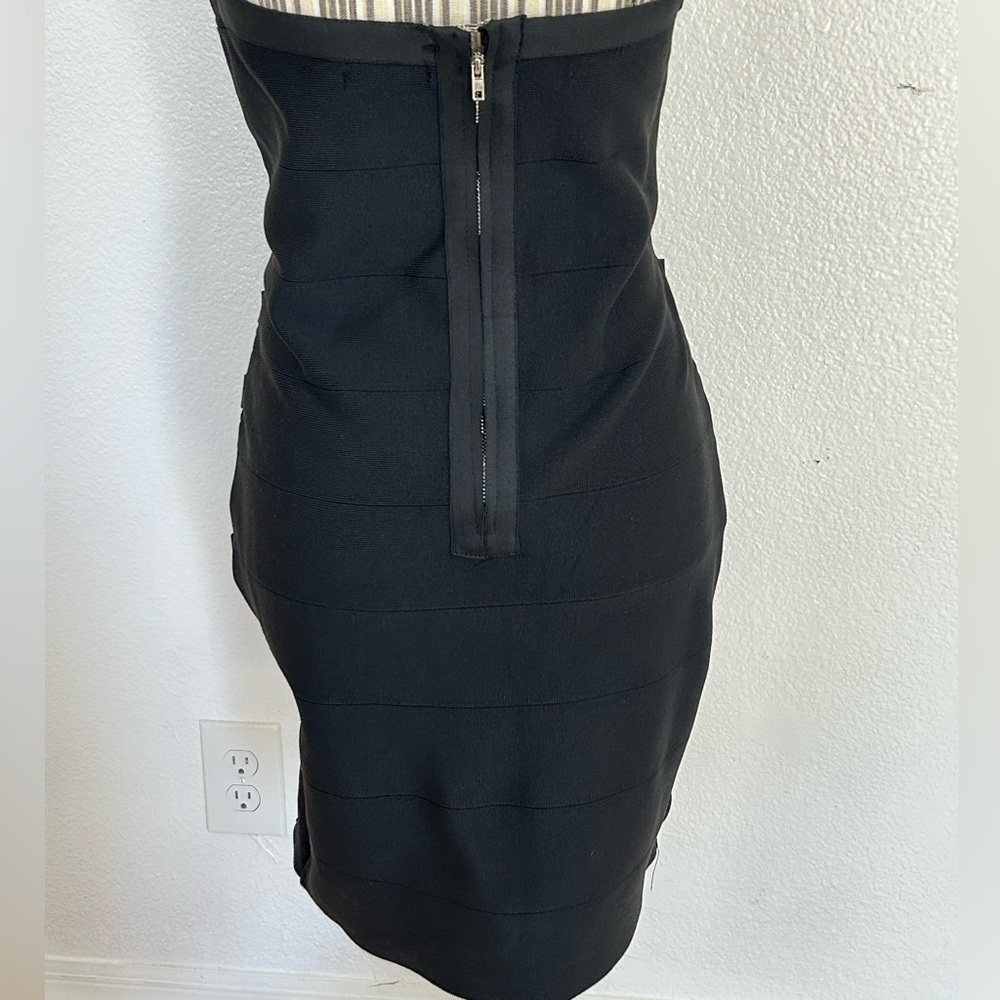 Iris Strapless Dress. Large. Black - Picture 4 of 5